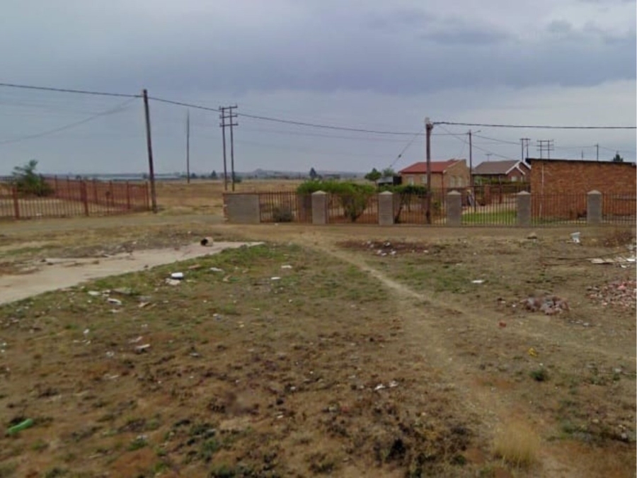  Bedroom Property for Sale in Selosesha Free State